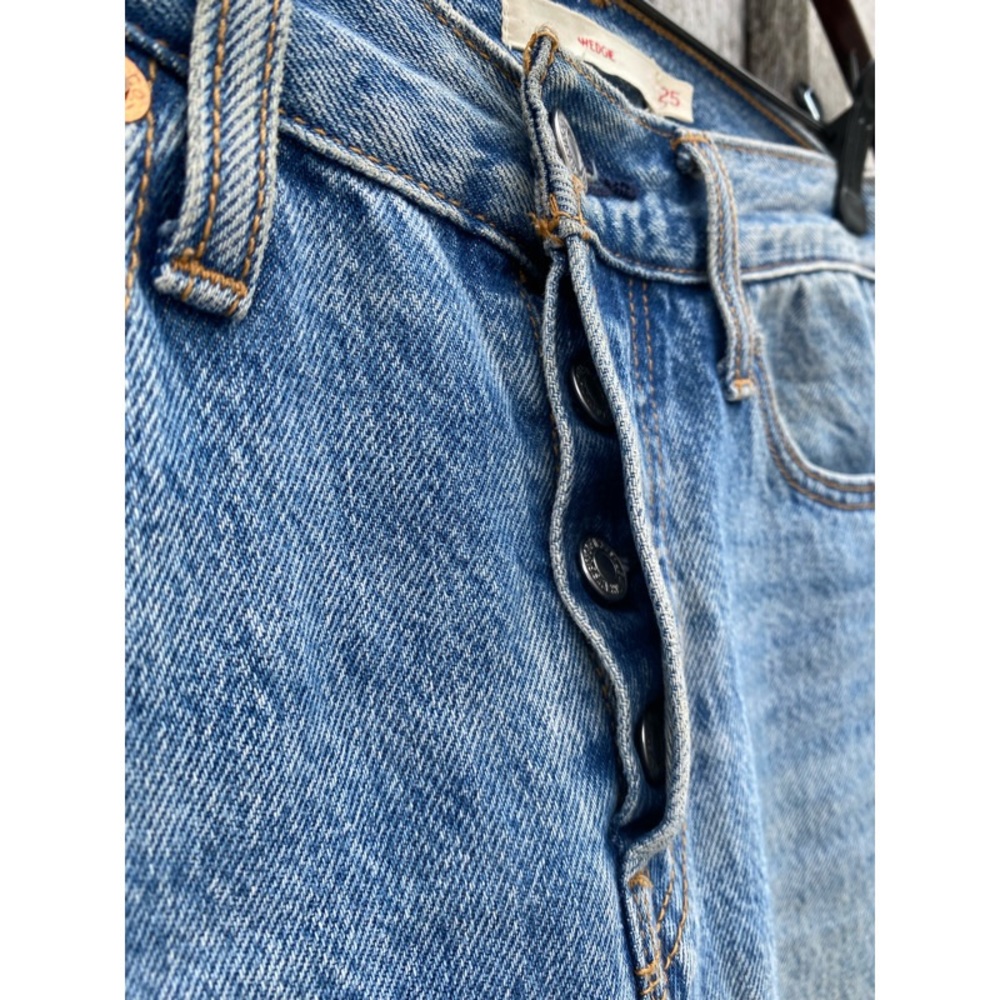 LEVI’S wedgie icon fit shut up denim jeans raw ankle hem size 25 - Picture 8 of 8